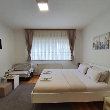 Studio Apartman 11 Bihać 外观 照片