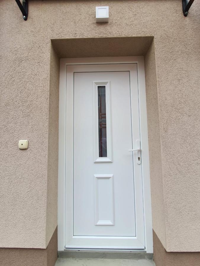Studio Apartman 11 Bihać 外观 照片