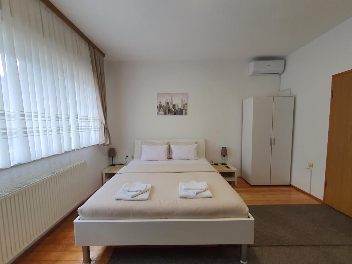 Studio Apartman 11 Bihać 外观 照片