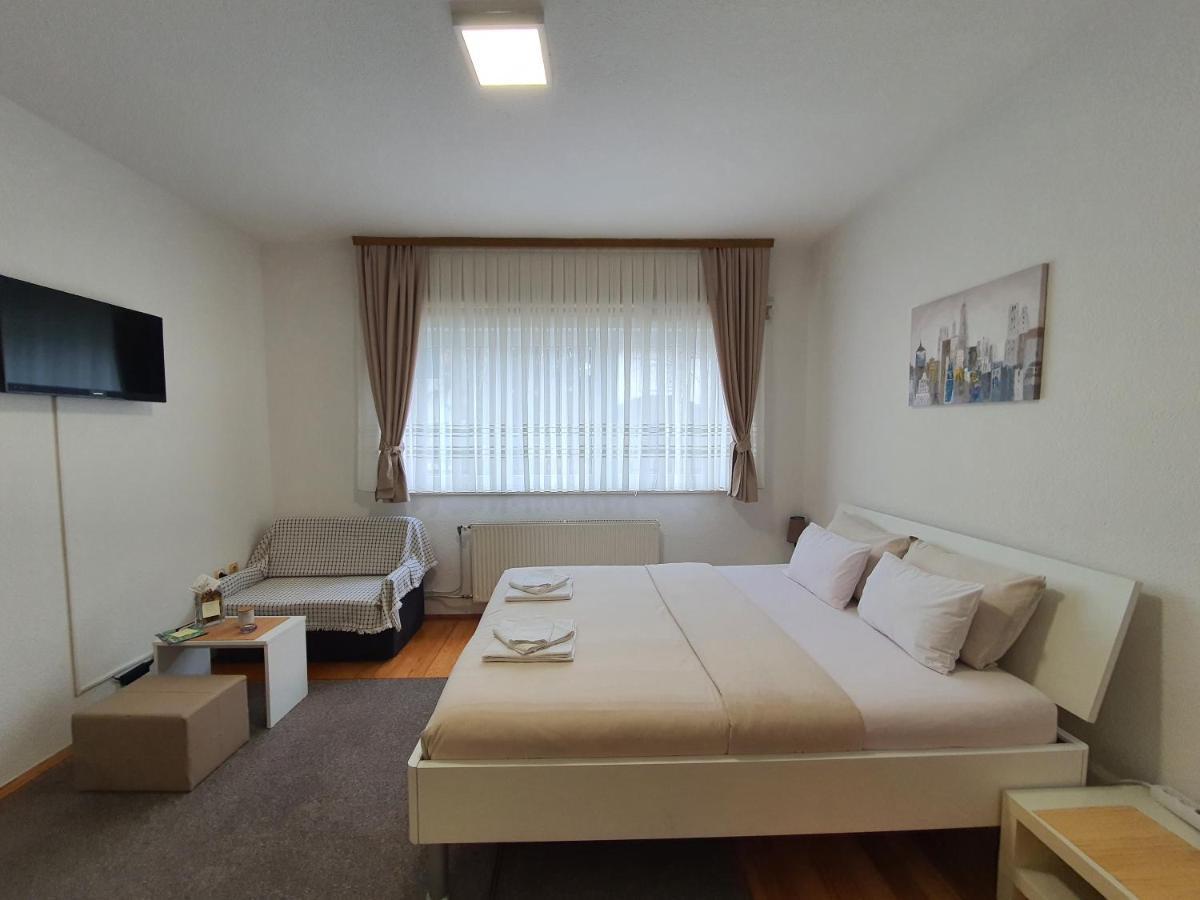 Studio Apartman 11 Bihać 外观 照片